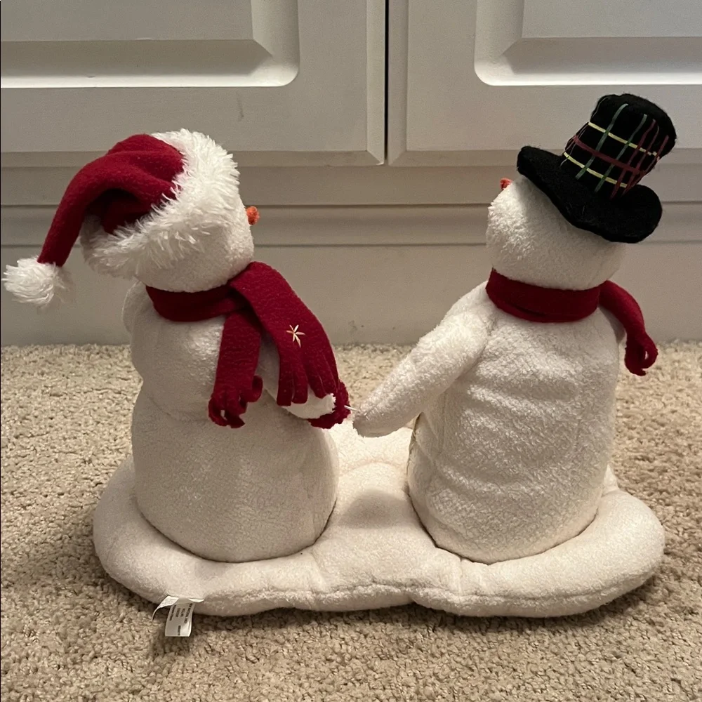 Hallmark Snowman Jingle Pals Mr & Mrs Snowman Animated Singing Plush 2003